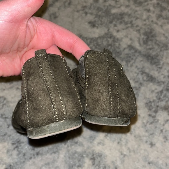 Women’s Slip On Flats - Picture 4 of 5